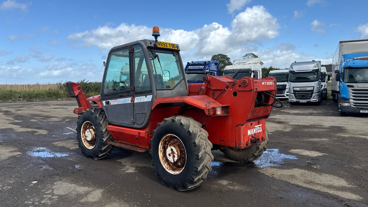 Manitou Mt 1232s - ציוד בנייה: תמונה 3 Manitou Mt 1232s - ציוד בנייה: תמונה 3