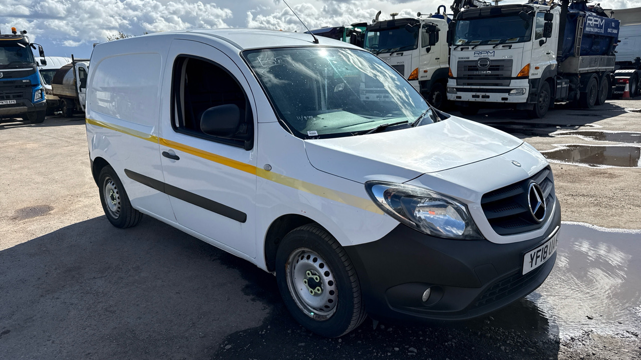 Mercedes-Benz Citan 109 CDI - כלי רכב מסחרי עם לוח: תמונה 1 Mercedes-Benz Citan 109 CDI - כלי רכב מסחרי עם לוח: תמונה 1