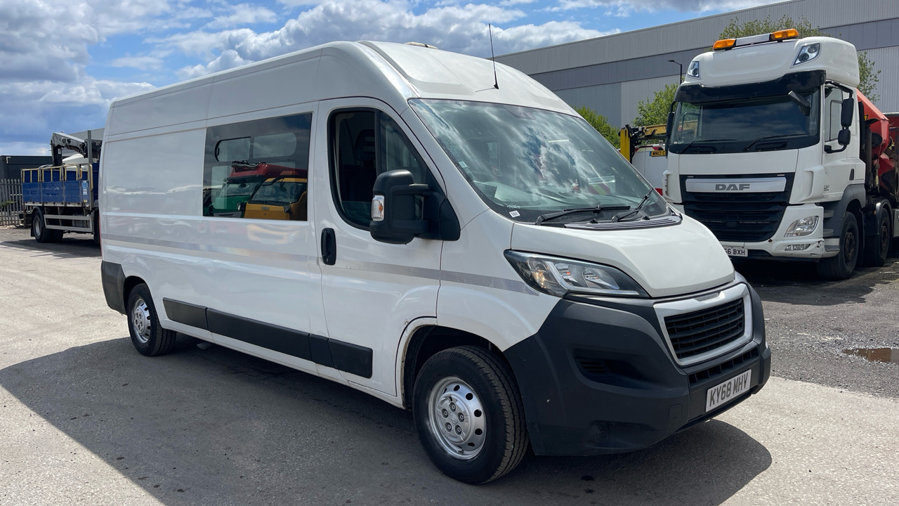 PEUGEOT BOXER 335 2.0 BLUEHDI PROFESSIONAL 130PS - כלי רכב מסחרי קומבי: תמונה 1 PEUGEOT BOXER 335 2.0 BLUEHDI PROFESSIONAL 130PS - כלי רכב מסחרי קומבי: תמונה 1