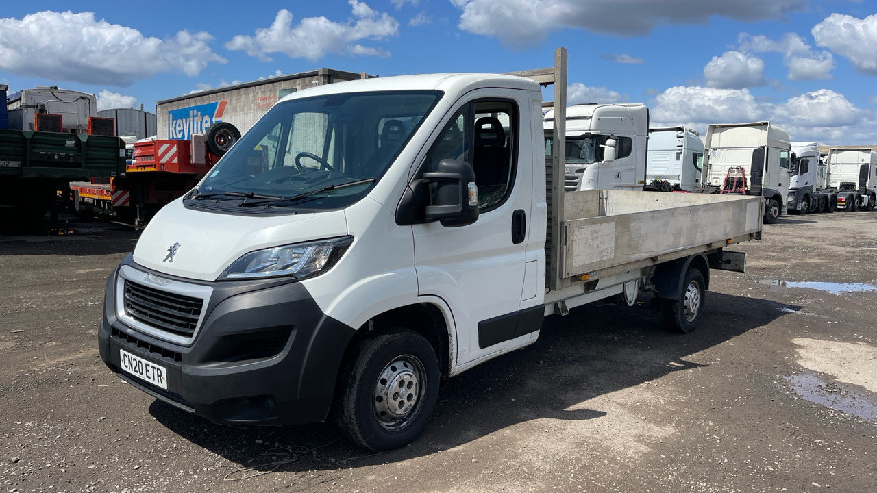 PEUGEOT BOXER 335 2.2 BLUEHDI 140PS - כלי רכב מסחרי במיטה שטוחה: תמונה 2 PEUGEOT BOXER 335 2.2 BLUEHDI 140PS - כלי רכב מסחרי במיטה שטוחה: תמונה 2