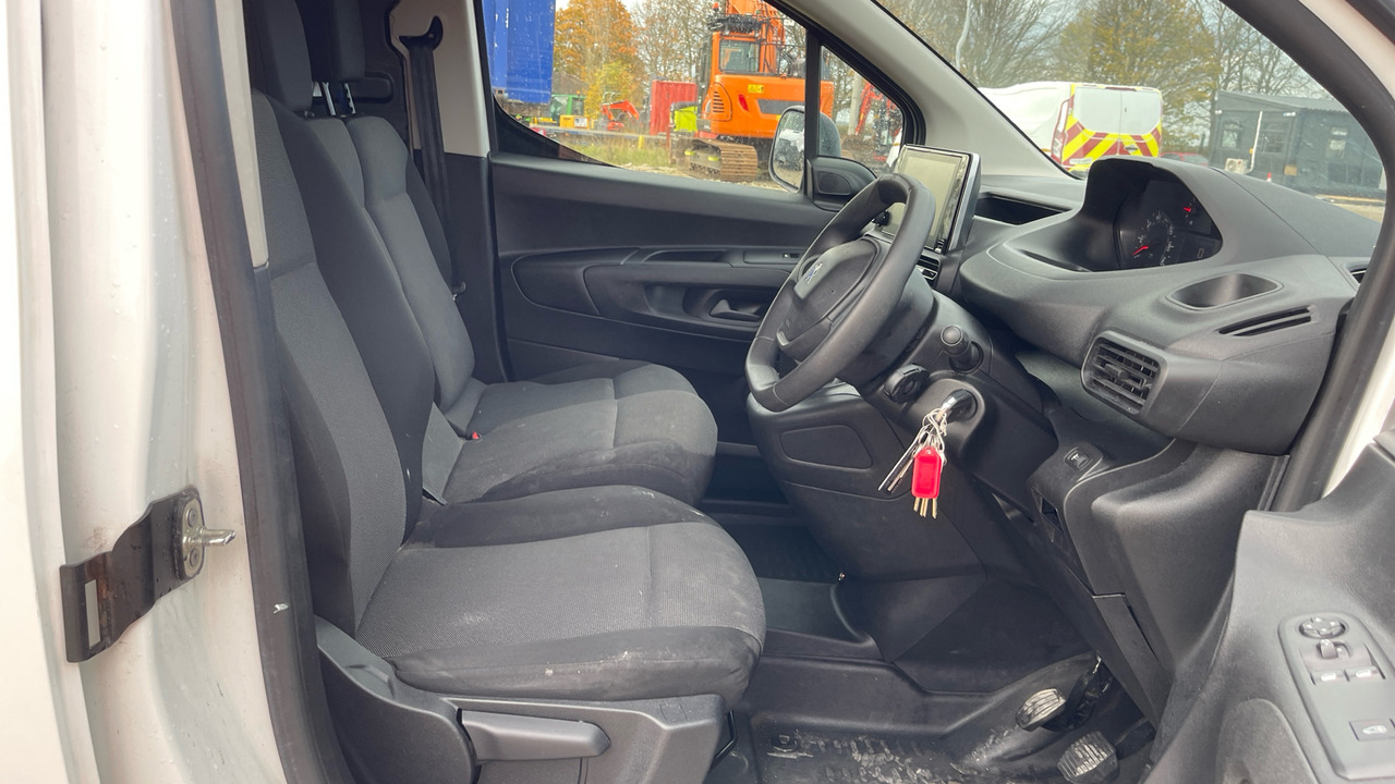 PEUGEOT PARTNER 850 1.5 BLUE HDI 100PS - כלי רכב מסחרי קטן: תמונה 5 PEUGEOT PARTNER 850 1.5 BLUE HDI 100PS - כלי רכב מסחרי קטן: תמונה 5