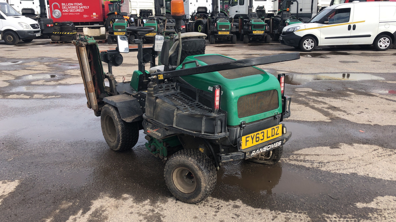 RANSOMES HIGHWAY 3 SPORT 200 LITE - מכסחת גינה: תמונה 3 RANSOMES HIGHWAY 3 SPORT 200 LITE - מכסחת גינה: תמונה 3