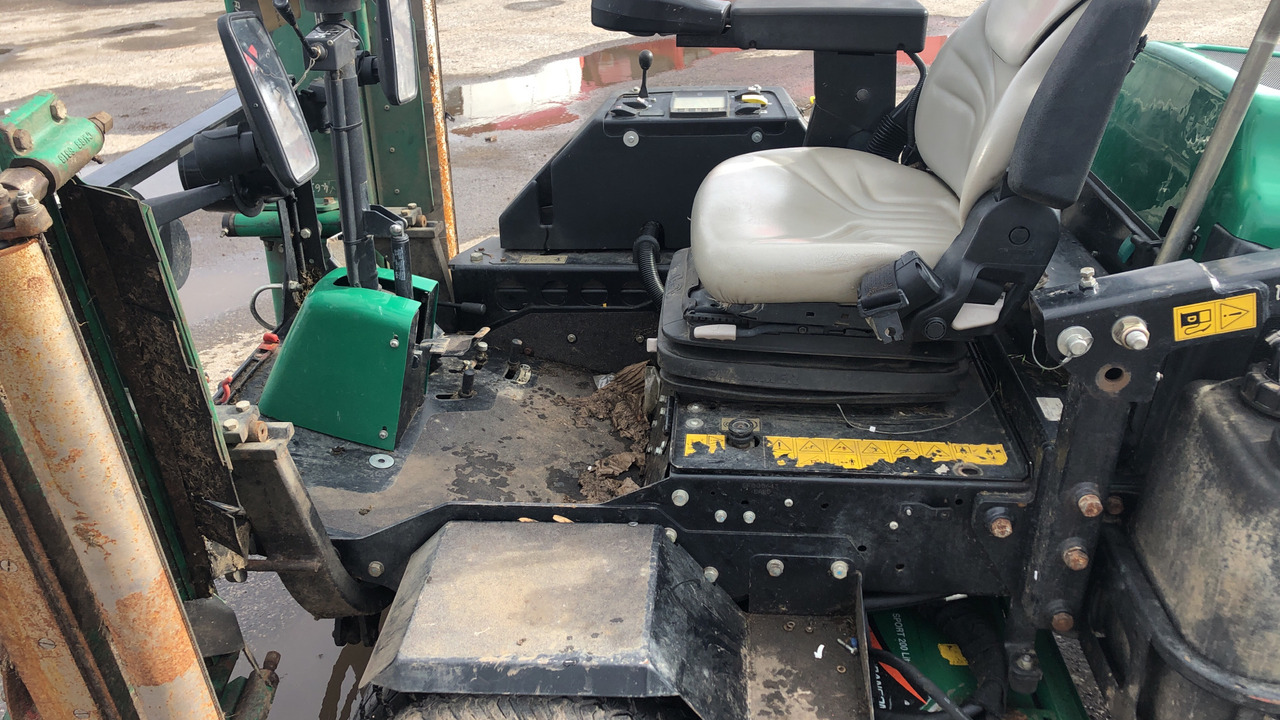 RANSOMES HIGHWAY 3 SPORT 200 LITE - מכסחת גינה: תמונה 5 RANSOMES HIGHWAY 3 SPORT 200 LITE - מכסחת גינה: תמונה 5