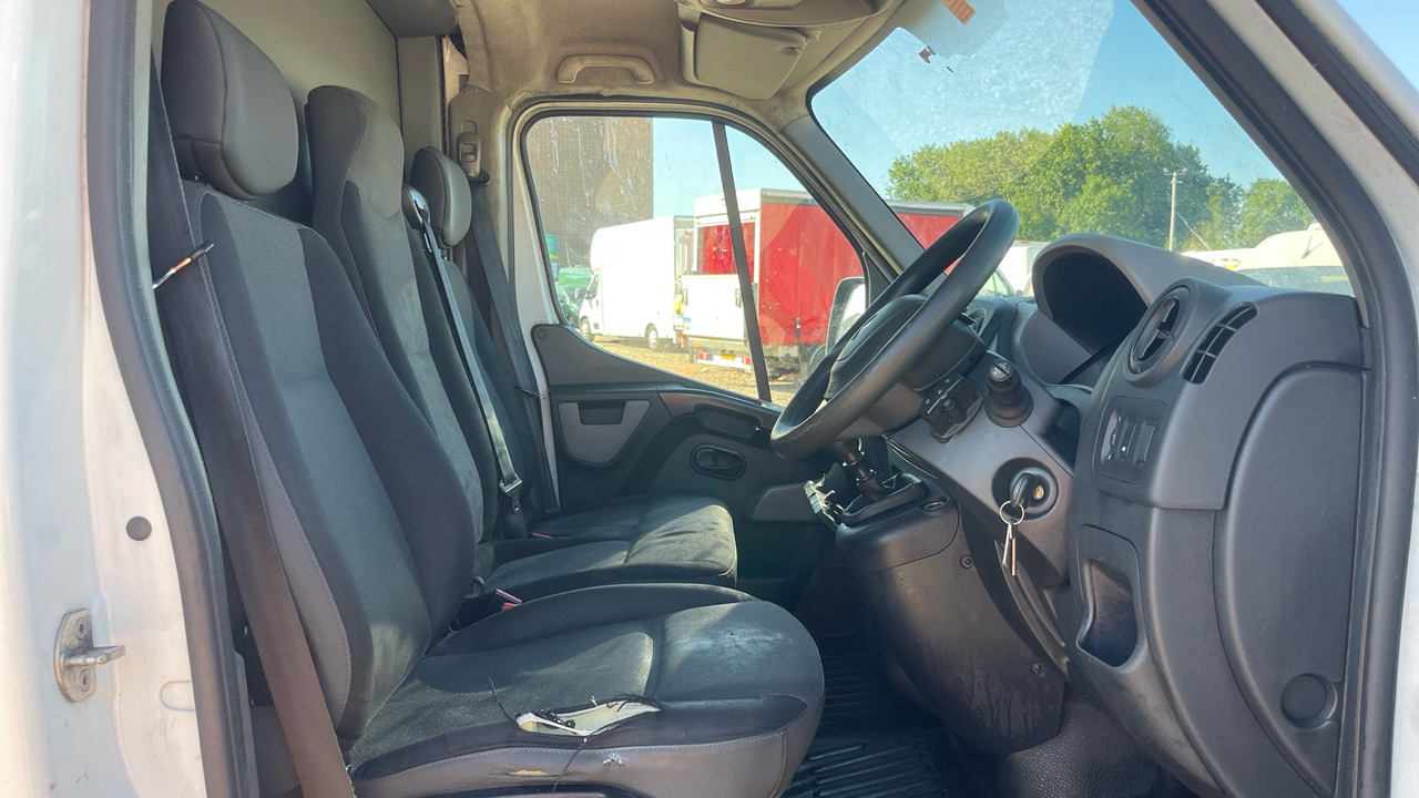 RENAULT MASTER 35 2.3 DCI 125PS - מכונות אחרות: תמונה 5 RENAULT MASTER 35 2.3 DCI 125PS - מכונות אחרות: תמונה 5