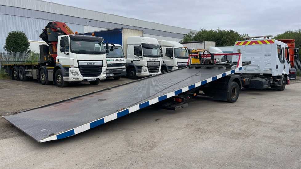 RENAULT MIDLUM 190 DXI - מכונות אחרות: תמונה 4 RENAULT MIDLUM 190 DXI - מכונות אחרות: תמונה 4