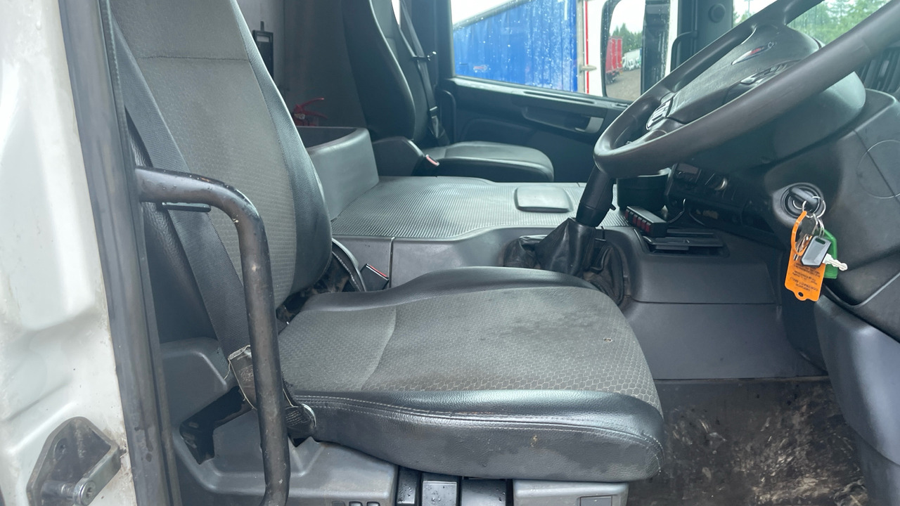 SCANIA P 250 - משאית דילוג העמסה: תמונה 5 SCANIA P 250 - משאית דילוג העמסה: תמונה 5