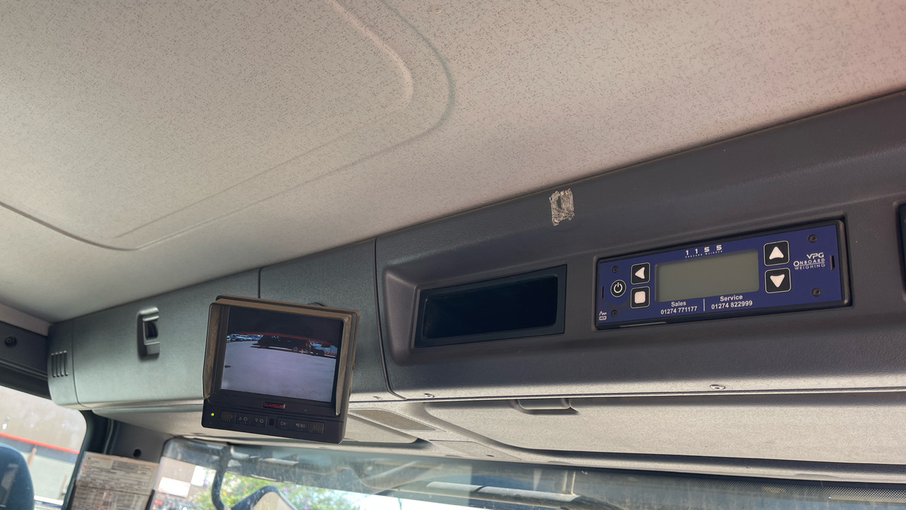 מזהיר SCANIA P 370: תמונה 17