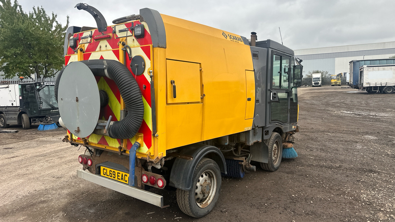 SCARAB MINOR M25H - מטאטא כבישים: תמונה 4 SCARAB MINOR M25H - מטאטא כבישים: תמונה 4