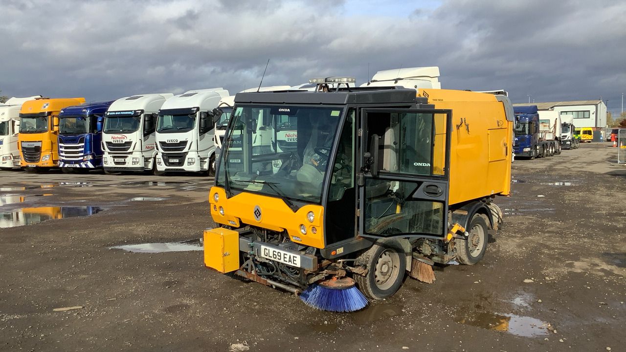 SCARAB MINOR M25H - מטאטא כבישים: תמונה 1 SCARAB MINOR M25H - מטאטא כבישים: תמונה 1