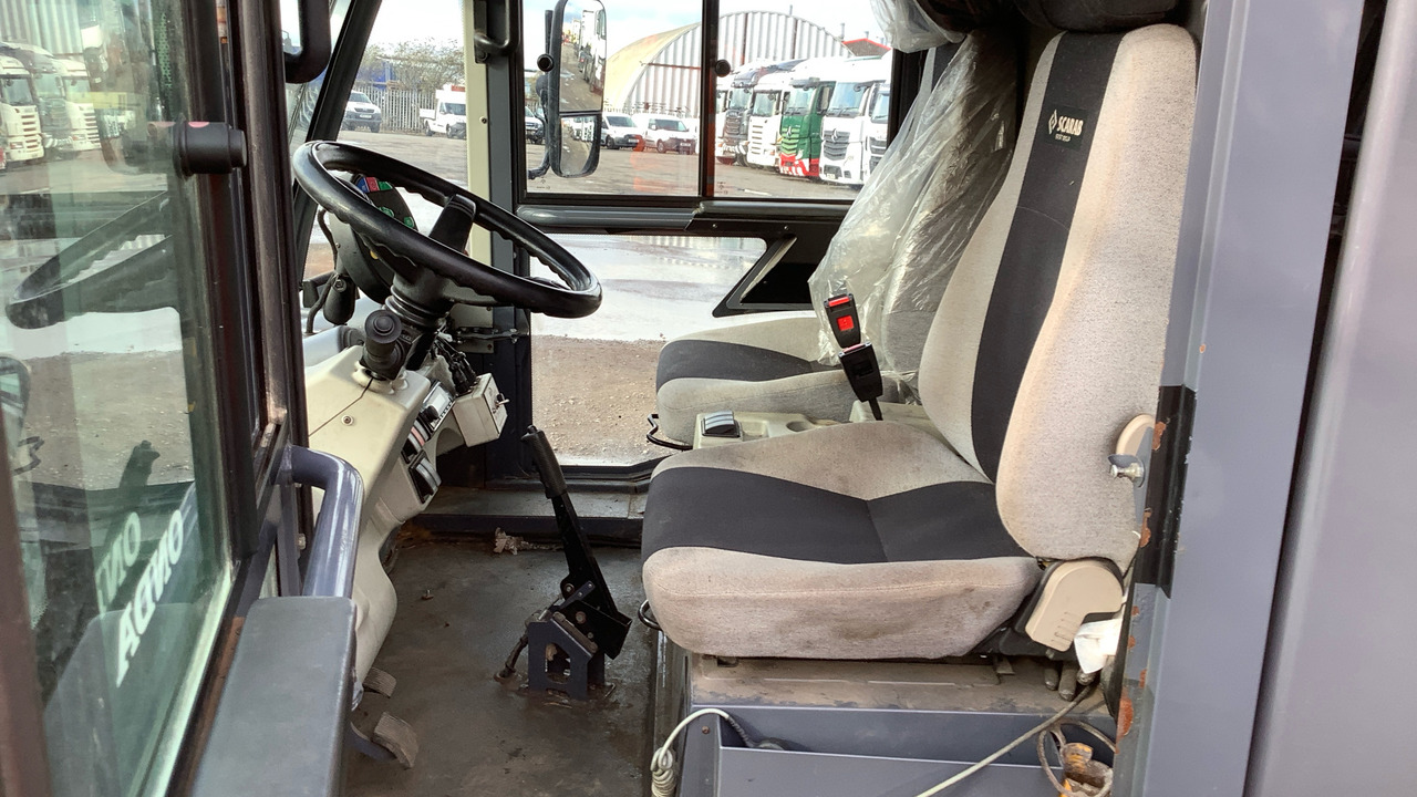 SCARAB MINOR M25H - מטאטא כבישים: תמונה 5 SCARAB MINOR M25H - מטאטא כבישים: תמונה 5