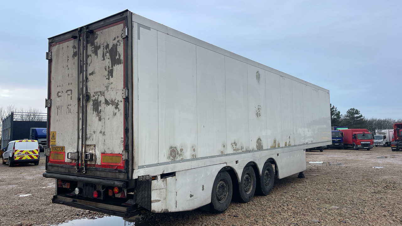 SCHMITZ FRIDGE BOX - קרון נגרר: תמונה 4 SCHMITZ FRIDGE BOX - קרון נגרר: תמונה 4