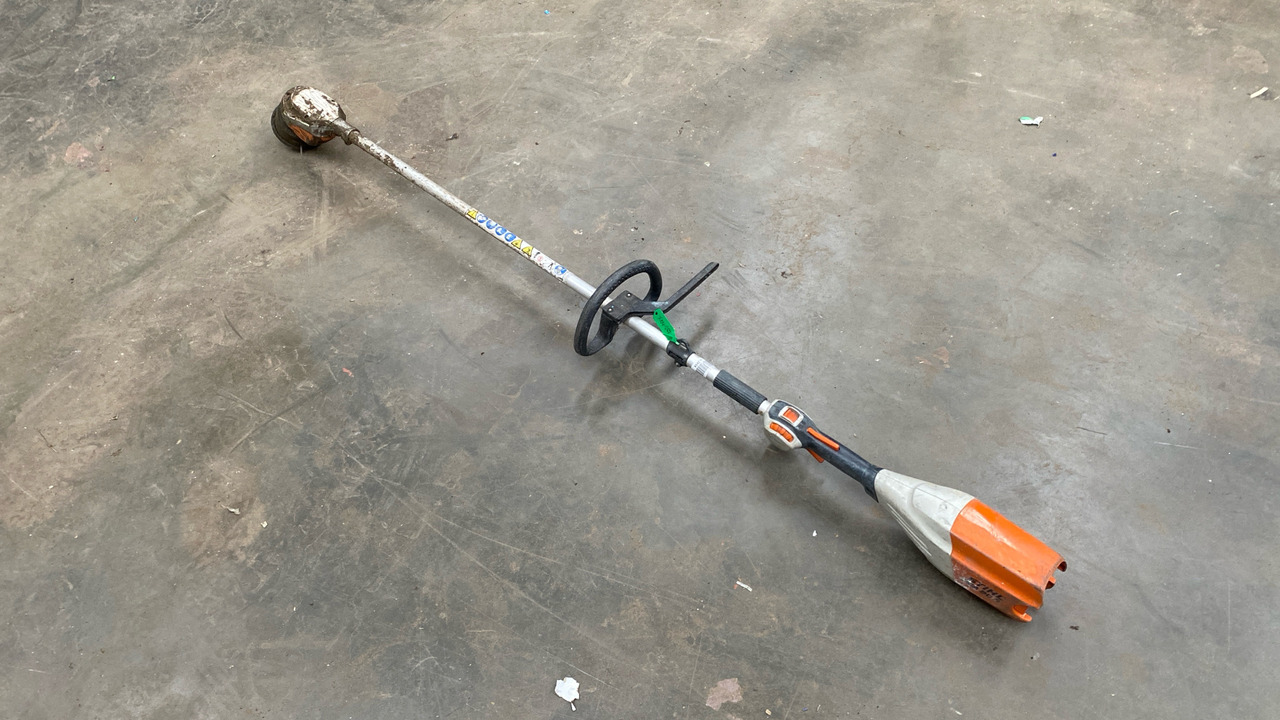 STIHL FSA90R STRIMMER * NO MOTOR* - ציוד בנייה: תמונה 1 STIHL FSA90R STRIMMER * NO MOTOR* - ציוד בנייה: תמונה 1
