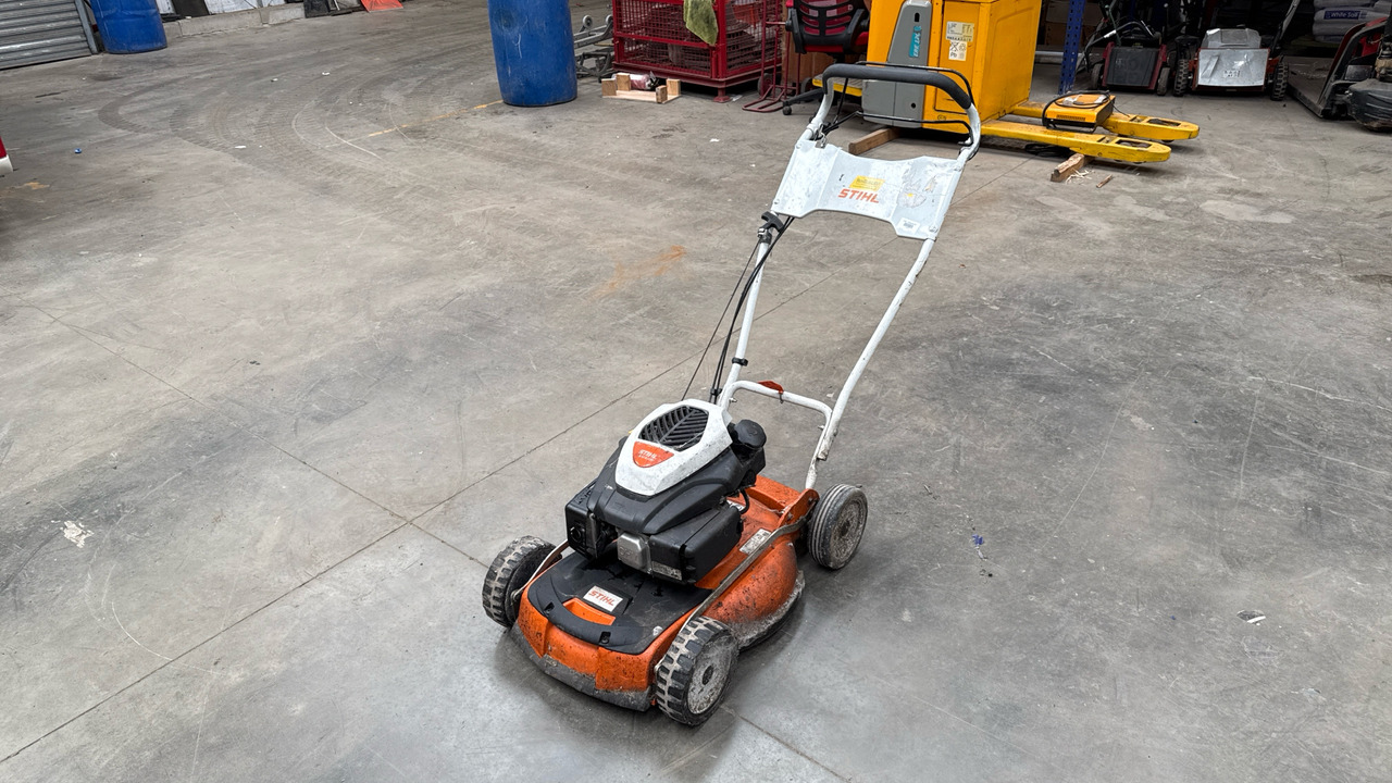 STIHL RM4 RTP - ציוד בנייה: תמונה 3 STIHL RM4 RTP - ציוד בנייה: תמונה 3