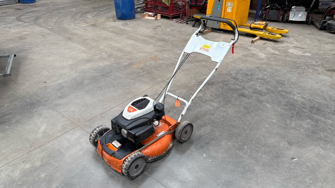 STIHL RM4 RTP - ציוד בנייה: תמונה 2 STIHL RM4 RTP - ציוד בנייה: תמונה 2