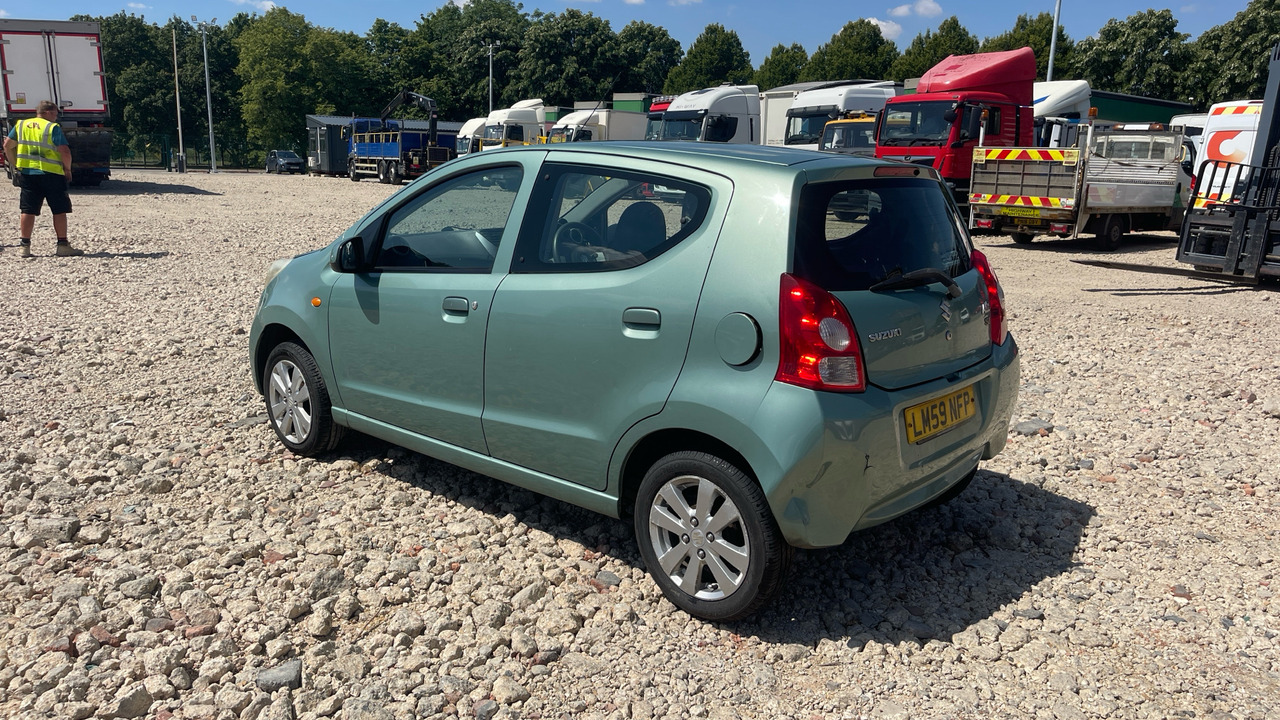 SUZUKI ALTO 1.0 SZ4 - האצ'בק: תמונה 3 SUZUKI ALTO 1.0 SZ4 - האצ'בק: תמונה 3