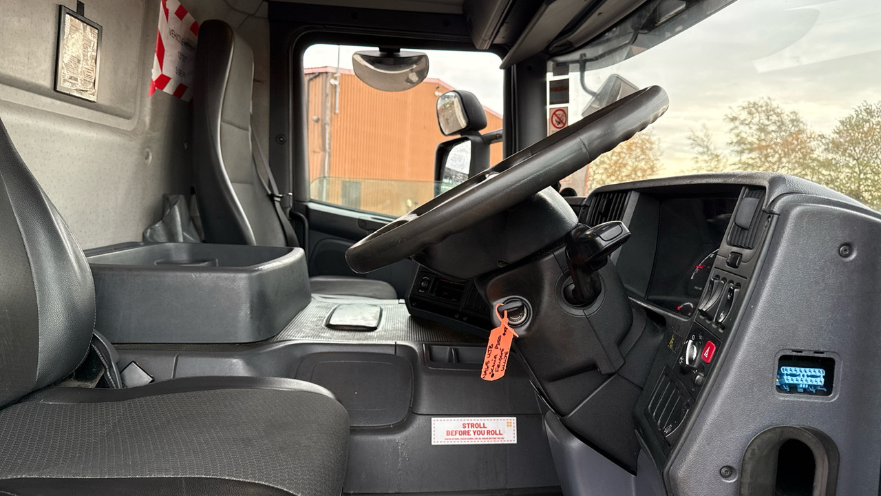 Scania P 250 - משאית קירור: תמונה 5 Scania P 250 - משאית קירור: תמונה 5