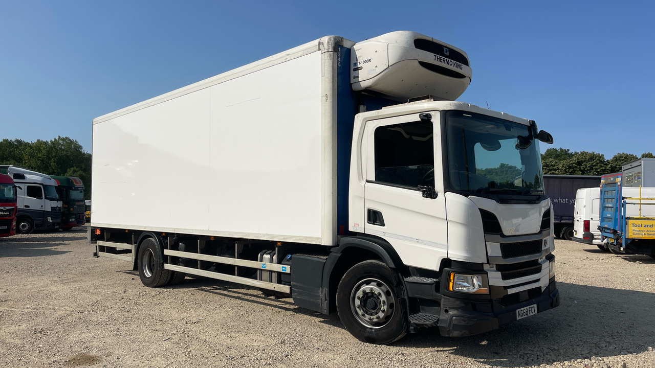 Scania P 250 - משאית קירור: תמונה 1 Scania P 250 - משאית קירור: תמונה 1