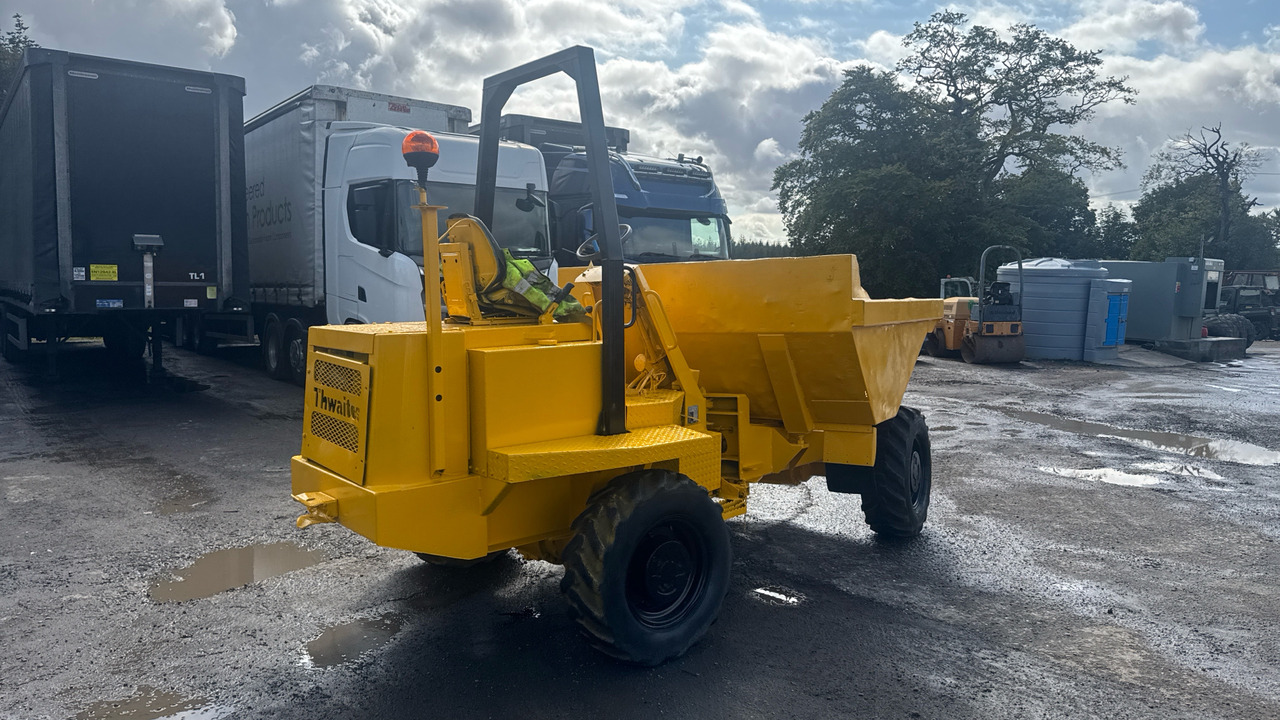 THWAITES 5 TONNE - מיני מסיר פסולת: תמונה 3 THWAITES 5 TONNE - מיני מסיר פסולת: תמונה 3