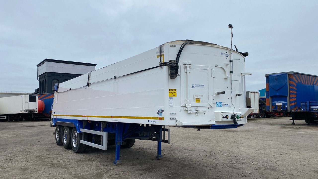 TITAN TRAILERS WALKING FLOOR - סמיטריילר עם רצפת הליכה: תמונה 2 TITAN TRAILERS WALKING FLOOR - סמיטריילר עם רצפת הליכה: תמונה 2