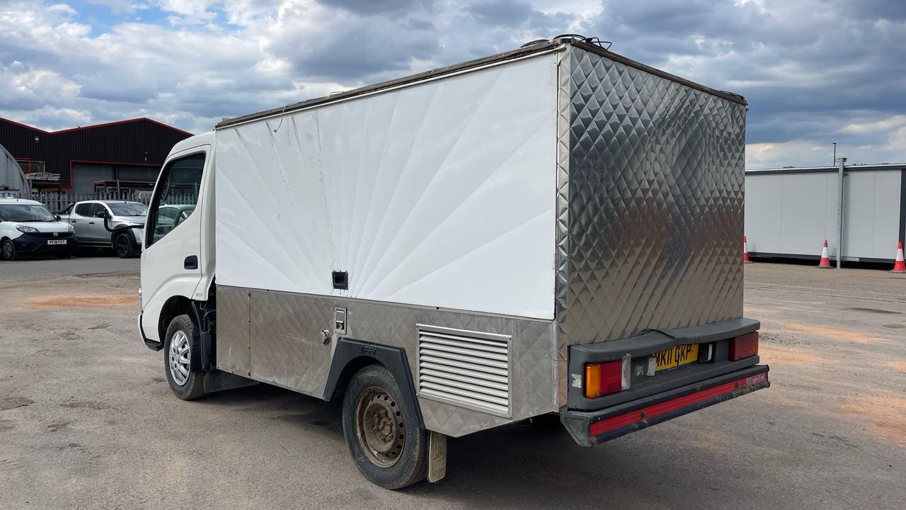 TOYOTA DYNA 300 D-4D 136HP - משאית ממכר: תמונה 3 TOYOTA DYNA 300 D-4D 136HP - משאית ממכר: תמונה 3