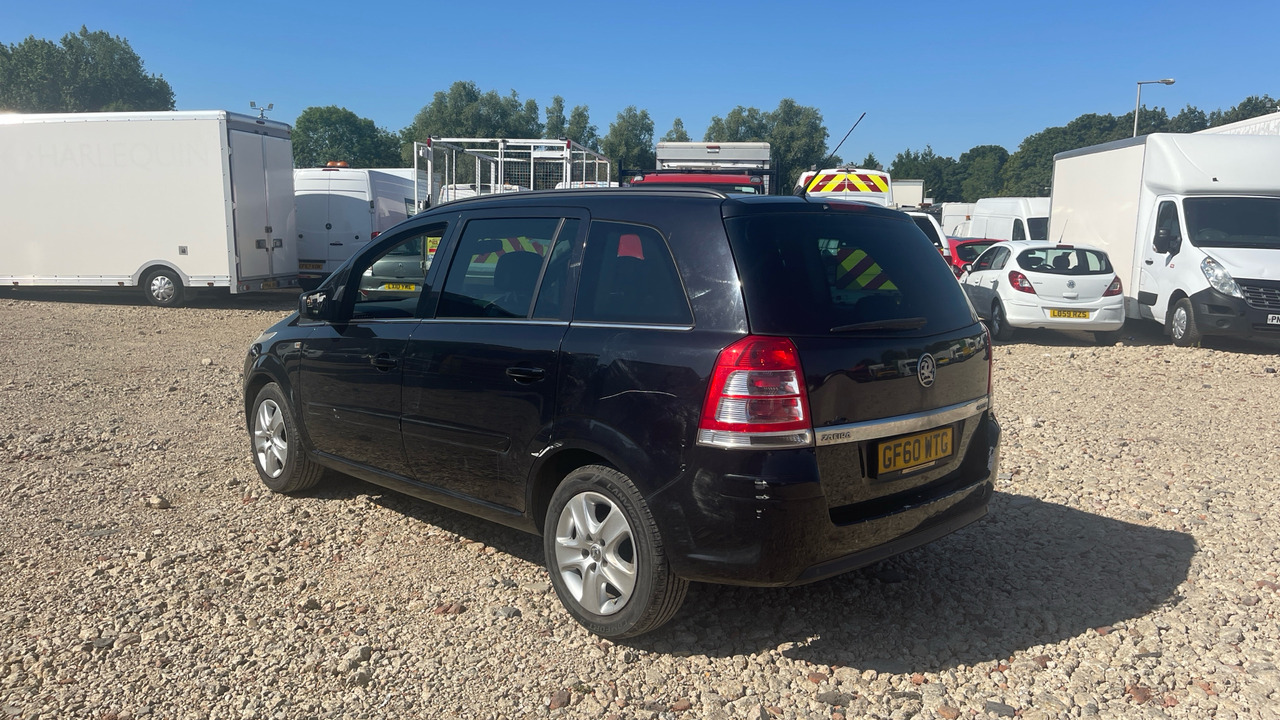 VAUXHALL ZAFIRA 1.7 CDTI - מכונית: תמונה 3 VAUXHALL ZAFIRA 1.7 CDTI - מכונית: תמונה 3