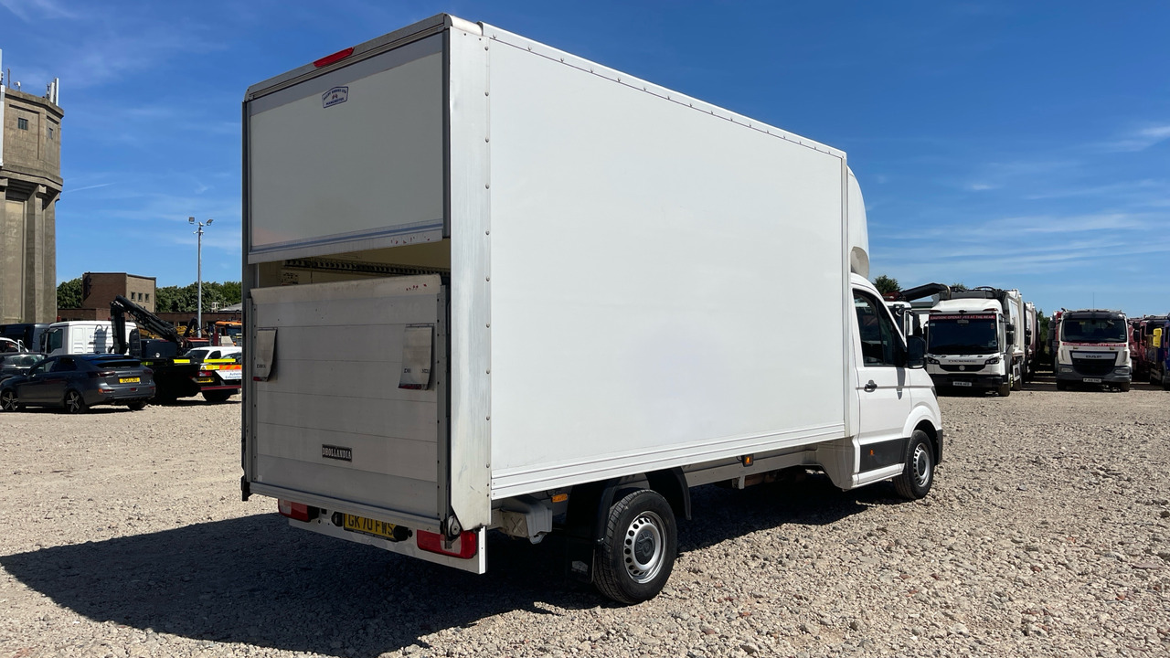 VOLKSWAGEN CRAFTER CR35 2.0 TDI 140PS - כלי רכב מסחרי עם תיבה: תמונה 4 VOLKSWAGEN CRAFTER CR35 2.0 TDI 140PS - כלי רכב מסחרי עם תיבה: תמונה 4