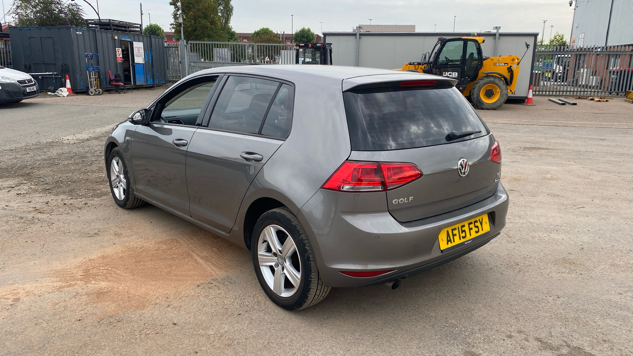 VOLKSWAGEN GOLF 1.6 TDI 105 Match 5dr DSG - האצ'בק: תמונה 3 VOLKSWAGEN GOLF 1.6 TDI 105 Match 5dr DSG - האצ'בק: תמונה 3