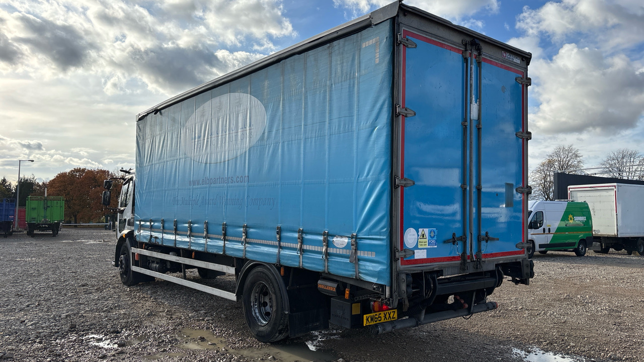 VOLVO FL 250 - משאית וילונות צד: תמונה 3 VOLVO FL 250 - משאית וילונות צד: תמונה 3