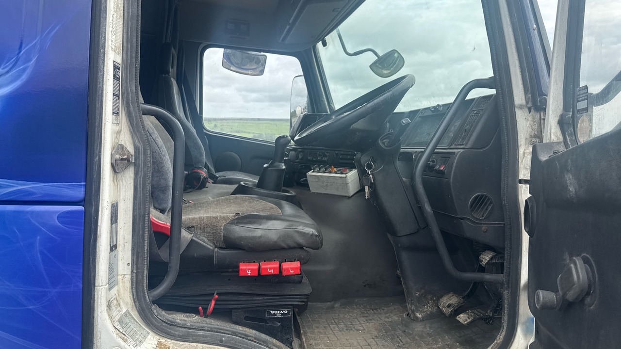 VOLVO FM12 - משאית ואקום: תמונה 5 VOLVO FM12 - משאית ואקום: תמונה 5
