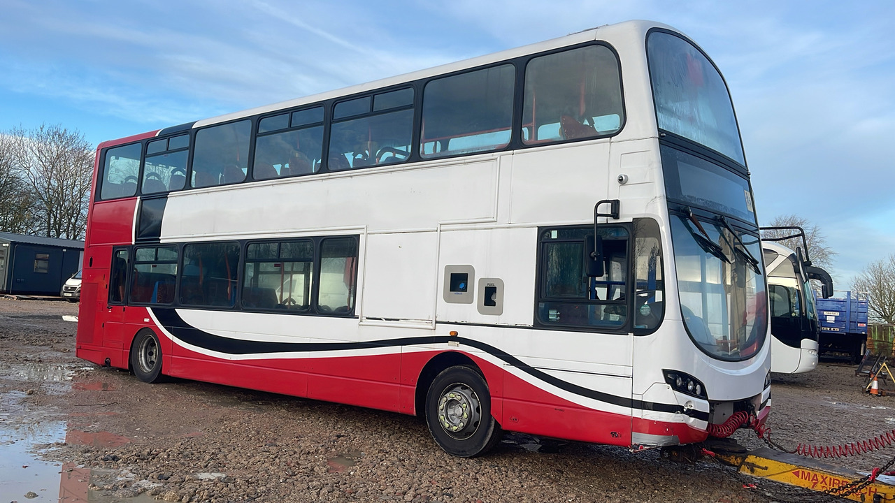 Volvo B Series - אוטובוס דו-קומתי: תמונה 1 Volvo B Series - אוטובוס דו-קומתי: תמונה 1