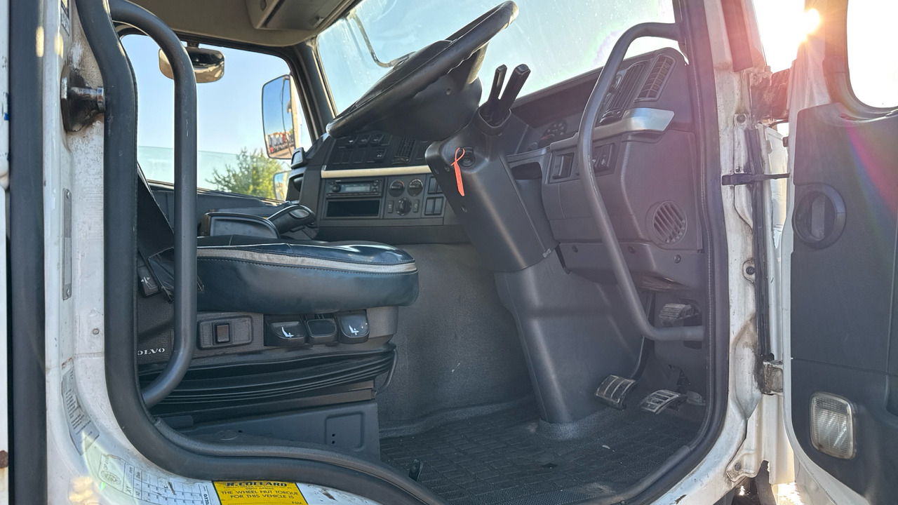 Volvo FMX 380 - משאית הרמת וו: תמונה 5 Volvo FMX 380 - משאית הרמת וו: תמונה 5