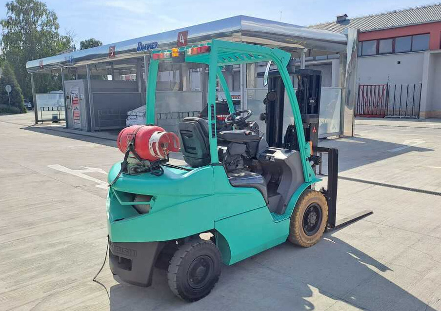 Mitsubishi FG25N - מלגזת LPG: תמונה 4 Mitsubishi FG25N - מלגזת LPG: תמונה 4