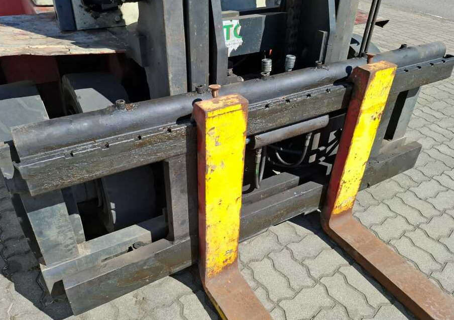 Nissan DF05A60U - מלגזת סולר: תמונה 5 Nissan DF05A60U - מלגזת סולר: תמונה 5
