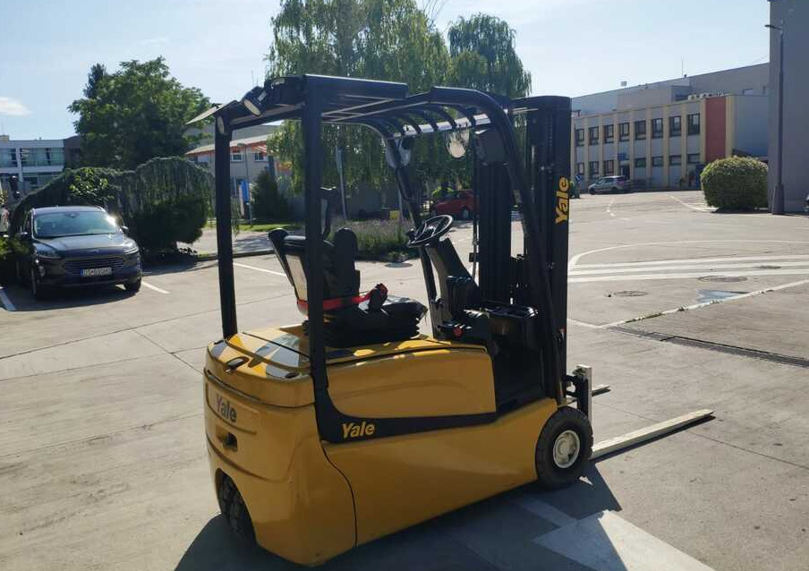 Yale ERP16 VT - מלגזה חשמלית: תמונה 3 Yale ERP16 VT - מלגזה חשמלית: תמונה 3