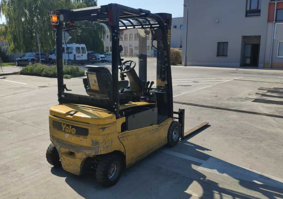 Yale ERP20VF - מלגזה חשמלית: תמונה 3 Yale ERP20VF - מלגזה חשמלית: תמונה 3