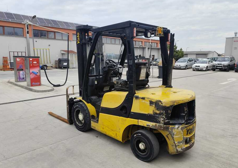Yale GDP35VX - מלגזת סולר: תמונה 2 Yale GDP35VX - מלגזת סולר: תמונה 2