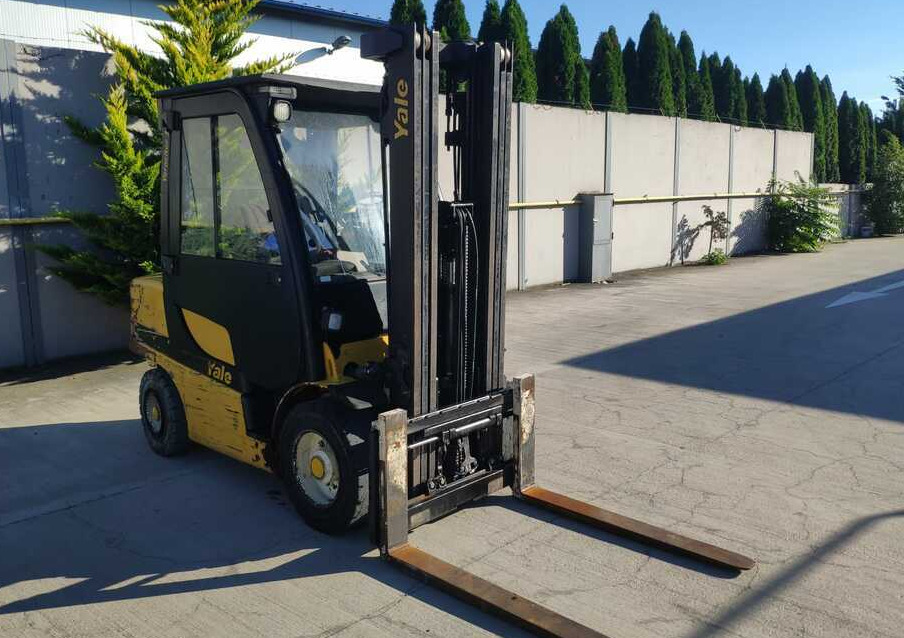 Yale GDP35VX - מלגזת סולר: תמונה 4 Yale GDP35VX - מלגזת סולר: תמונה 4