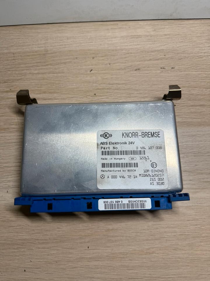ATEGO KNORR-BREMSE ABS Steuergerät A0004467214 - ECU עבור משאית: תמונה 2 ATEGO KNORR-BREMSE ABS Steuergerät A0004467214 - ECU עבור משאית: תמונה 2