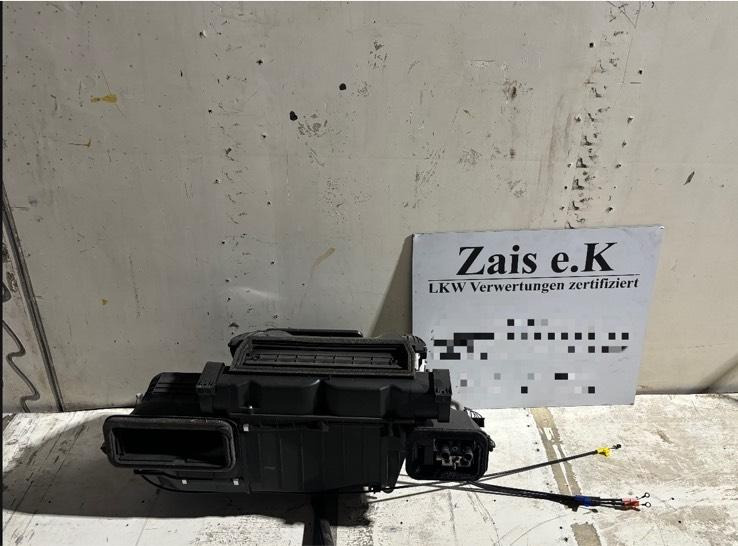 Atego 4 EU6 Heizungskasten / Klimakasten A9678300560 - חימום/ אוורור עבור משאית: תמונה 1 Atego 4 EU6 Heizungskasten / Klimakasten A9678300560 - חימום/ אוורור עבור משאית: תמונה 1