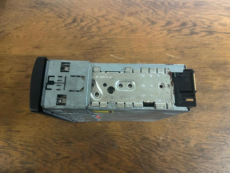 IVECO Blaupunkt Radio CD 24V 41221017 - חלקי חילוף: תמונה 5 IVECO Blaupunkt Radio CD 24V 41221017 - חלקי חילוף: תמונה 5