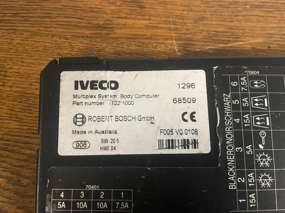 IVECO Steuergerät Multiplex System Body Computer 41221000 - ECU: תמונה 3 IVECO Steuergerät Multiplex System Body Computer 41221000 - ECU: תמונה 3