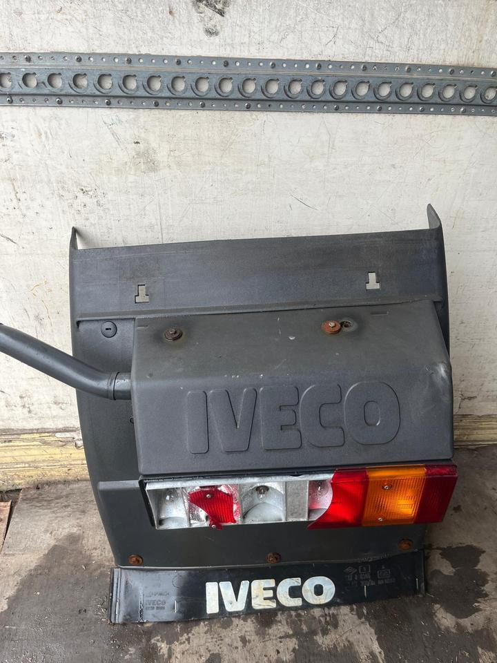 IVECO Stralis 450 Kotflügel vorne rechts 41299389 / 41299388 - כנפון עבור משאית: תמונה 1 IVECO Stralis 450 Kotflügel vorne rechts 41299389 / 41299388 - כנפון עבור משאית: תמונה 1