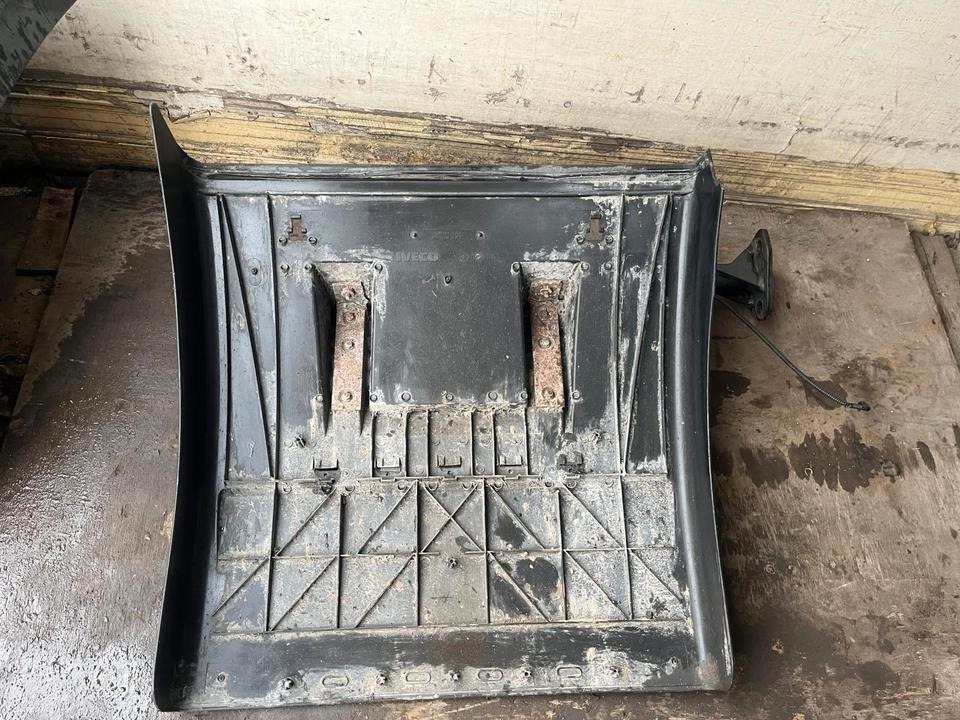 IVECO Stralis 450 Kotflügel vorne rechts 41299389 / 41299388 - כנפון עבור משאית: תמונה 5 IVECO Stralis 450 Kotflügel vorne rechts 41299389 / 41299388 - כנפון עבור משאית: תמונה 5