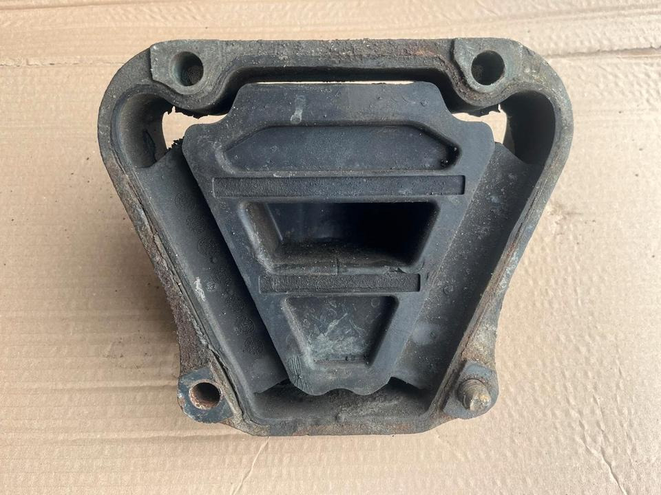 IVECO Stralis 450 Motorlager Motorhalter 3423650 - מסב מנוע עבור משאית: תמונה 2 IVECO Stralis 450 Motorlager Motorhalter 3423650 - מסב מנוע עבור משאית: תמונה 2