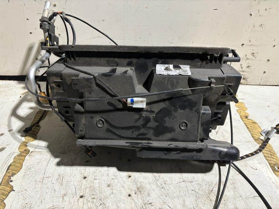 MAN TGL Innenraum Gebläse/Heizung 81.61900.6427 - חימום/ אוורור עבור משאית: תמונה 5 MAN TGL Innenraum Gebläse/Heizung 81.61900.6427 - חימום/ אוורור עבור משאית: תמונה 5