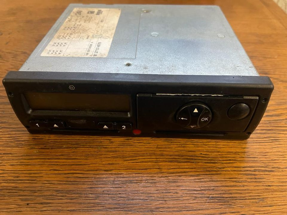 MAN TGX TGS TGA TGL Tachograph 81.27101-6578 - טכוגרף עבור משאית: תמונה 1 MAN TGX TGS TGA TGL Tachograph 81.27101-6578 - טכוגרף עבור משאית: תמונה 1