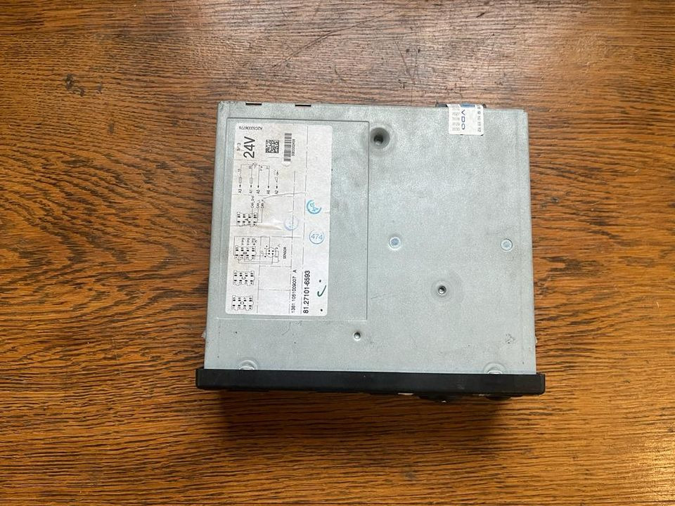 MAN TGX TGS TGA TGL Tachograph 81.27101-6593 - טכוגרף עבור משאית: תמונה 4 MAN TGX TGS TGA TGL Tachograph 81.27101-6593 - טכוגרף עבור משאית: תמונה 4