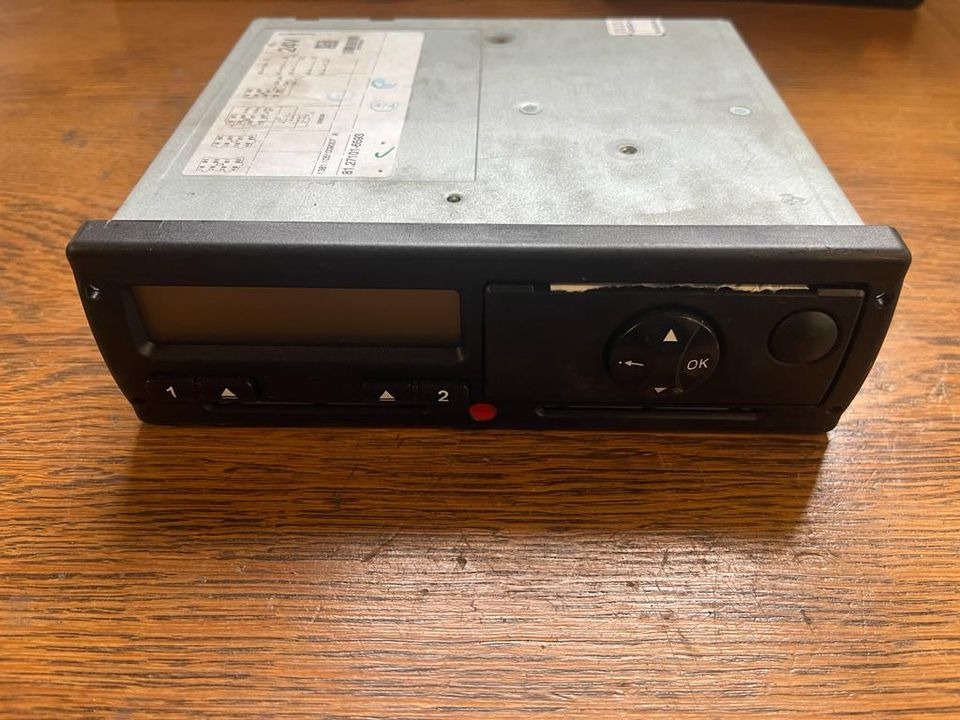 MAN TGX TGS TGA TGL Tachograph 81.27101-6593 - טכוגרף עבור משאית: תמונה 1 MAN TGX TGS TGA TGL Tachograph 81.27101-6593 - טכוגרף עבור משאית: תמונה 1