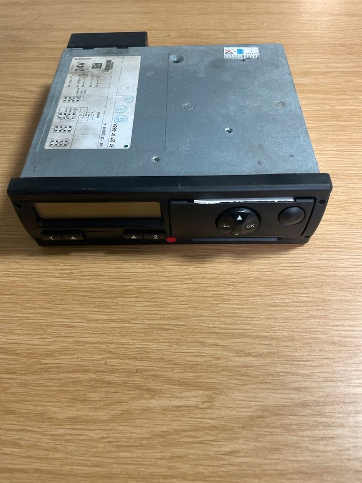 MAN TGX Tachograph 81.27101-6584 - טכוגרף עבור משאית: תמונה 1 MAN TGX Tachograph 81.27101-6584 - טכוגרף עבור משאית: תמונה 1