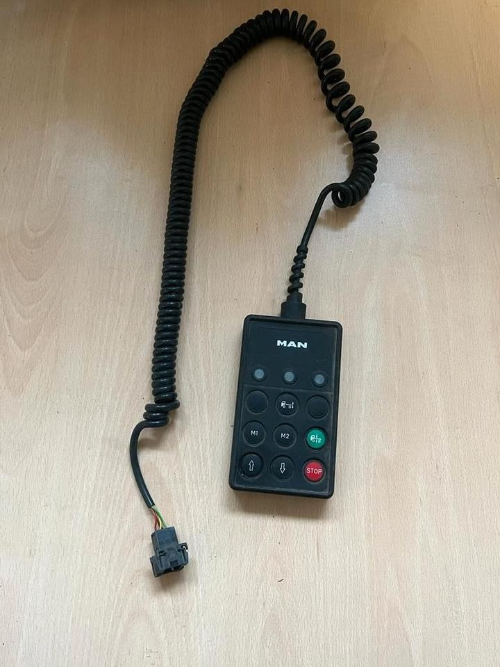 MAN WABCO Bediengerät Fernbedienung Luftfederung 4460561380 - מתלה אוויר עבור משאית: תמונה 1 MAN WABCO Bediengerät Fernbedienung Luftfederung 4460561380 - מתלה אוויר עבור משאית: תמונה 1